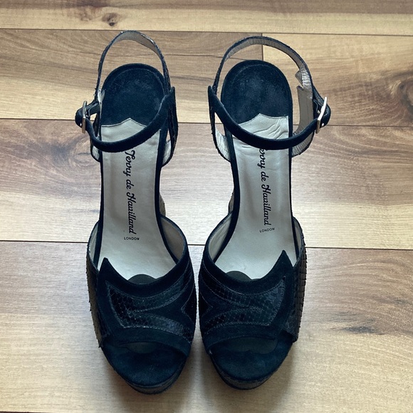 Terry de Havilland Platform Heels - Picture 2 of 12